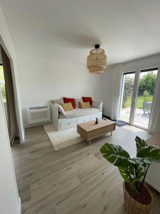 Appartement Proche Stade/Eurexpo Десін-Шарп'є Екстер'єр фото